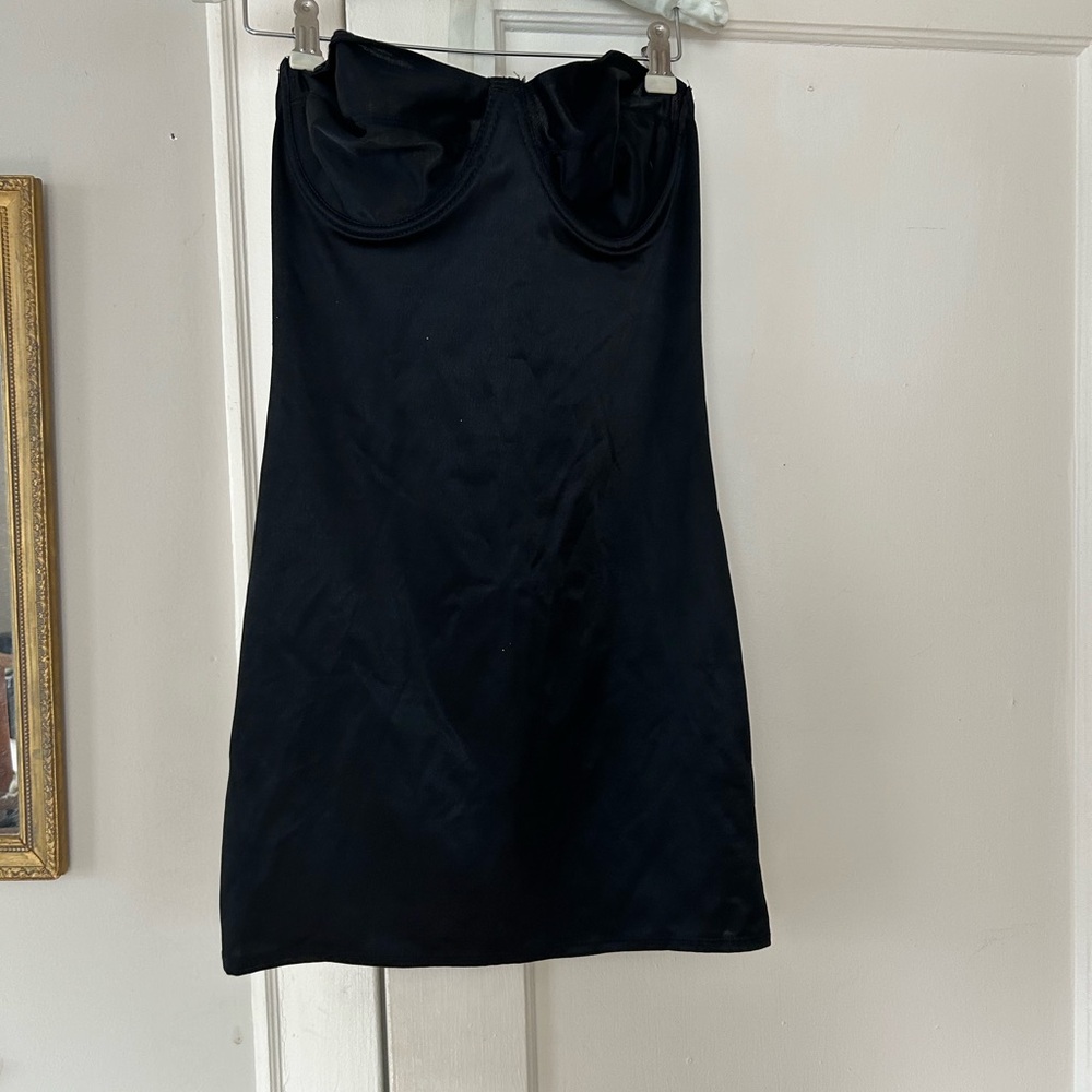 Body Slimmers shape wear by Nancy Ganz strapless size 38 B EUC